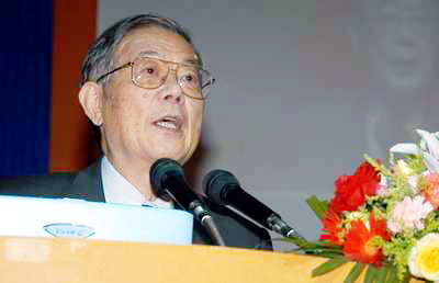 科技时代_南方周末:众院士炮轰院士制度